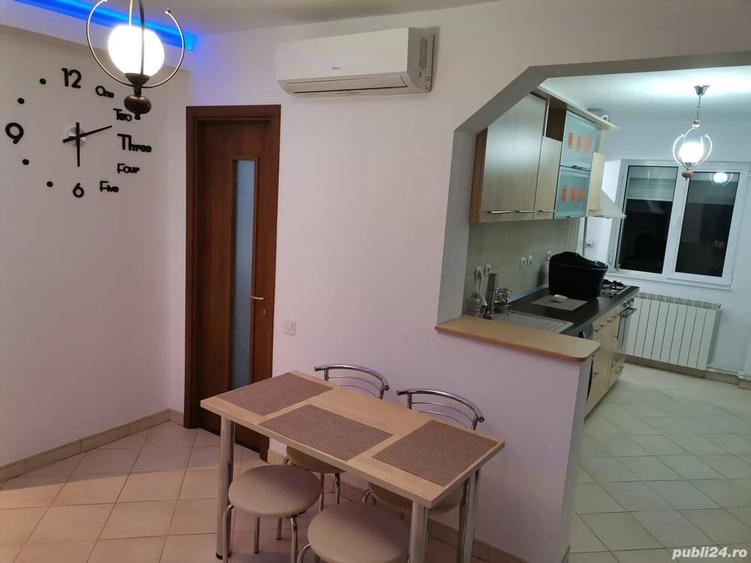 Apartament cu 3 camere decomandat în Ostroveni