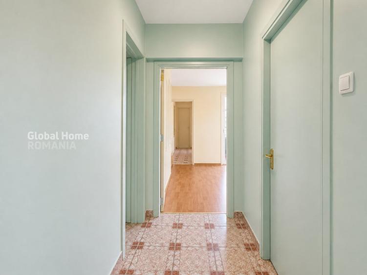 Apartament cu 3 camere semidecomandat în Drumul Taberei