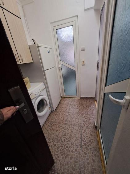 Garsonieră decomandată în Central