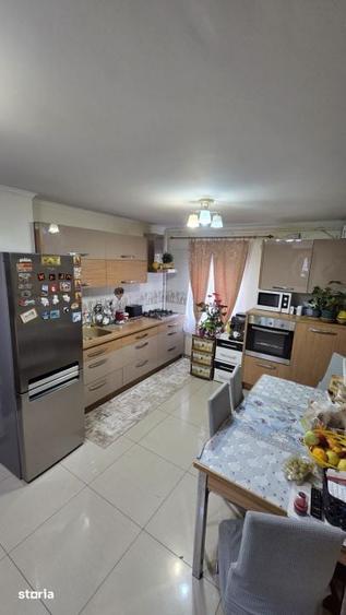 Apartament 3 camere Micro 16, zona Muncii - 11