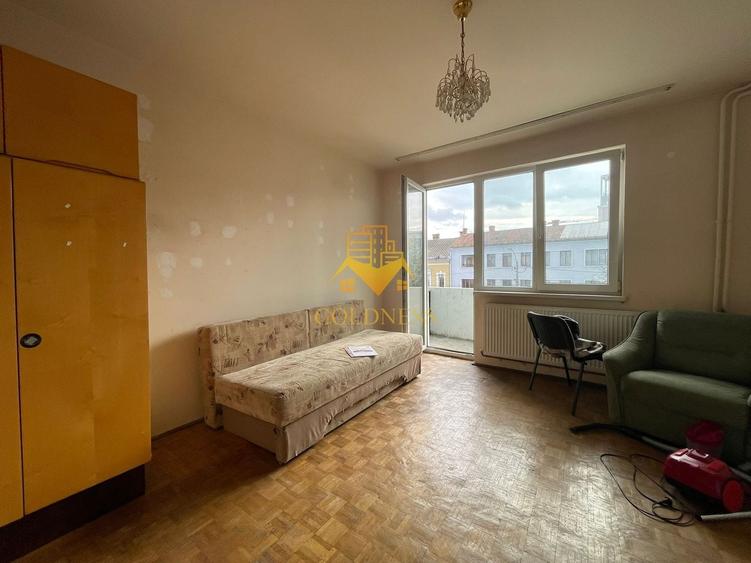 Apartament cu 2 camere decomandat în Ultracentral