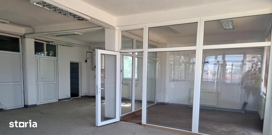 Spațiu comercial, de 185 mp, în Craiovei
