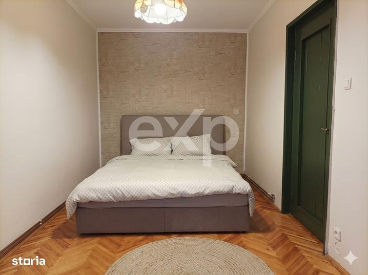 Apartament cu 4 camere decomandat în Florești