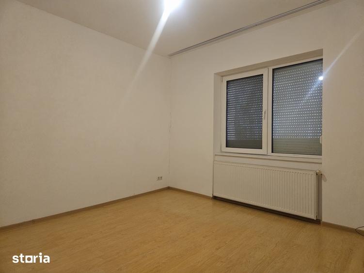 Casă cu 3 camere cu Teren 916 Mp în Sălard