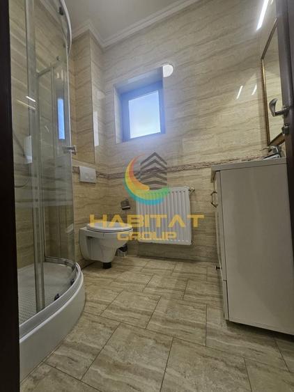 Casă individuală cu 5 camere cu Canalizare în Central