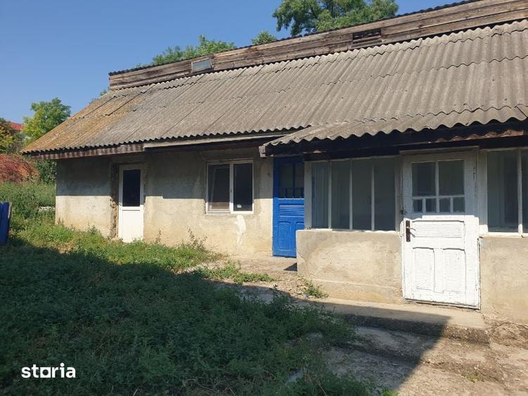 Casă cu 4 camere cu Teren 568 Mp în Popricani