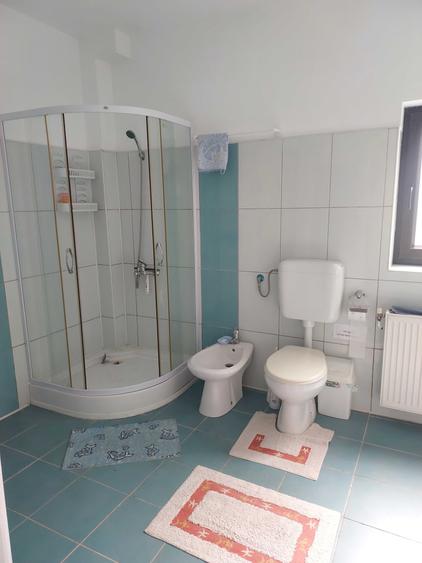 Casă cu 4 camere cu Teren 1700 Mp în Snagov