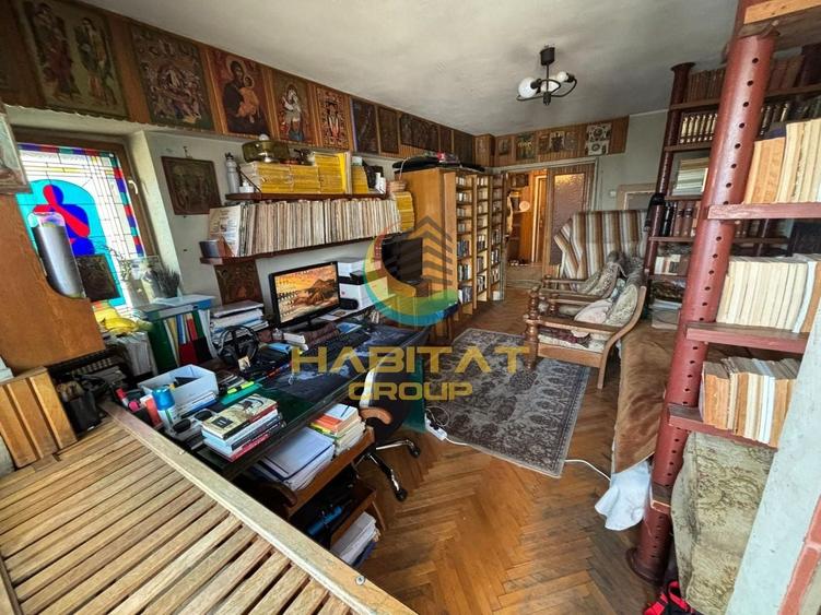 Apartament cu 2 camere decomandat în P-ța Unirii