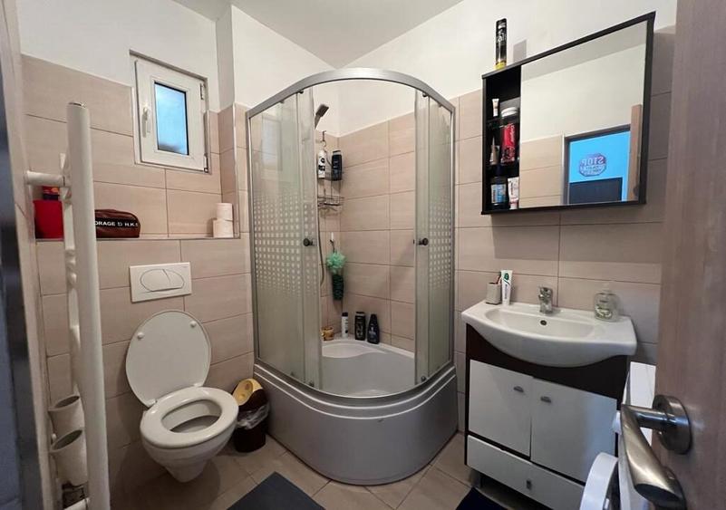 Apartament cu 2 camere semidecomandat în Ultracentral