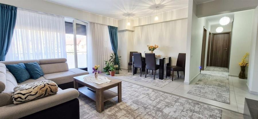 Apartament cu 2 camere decomandat în Nufărul
