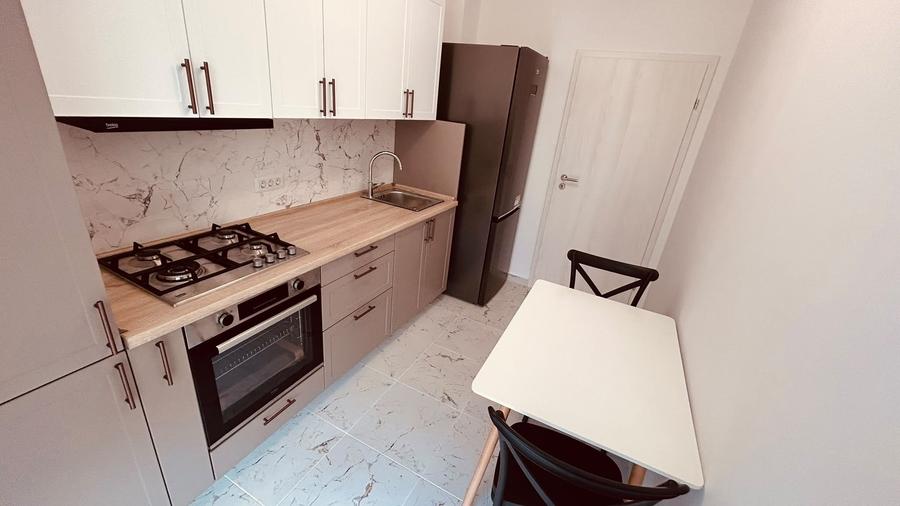 Apartament cu 2 camere decomandat în Berceni