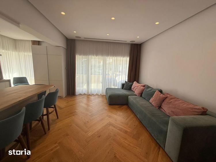 Apartament cu 3 camere, mobilat în Andrei Mureșanu