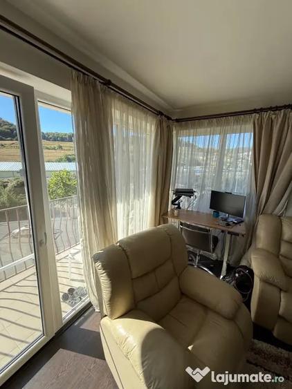 Apartament cu 2 camere semidecomandat în Florești