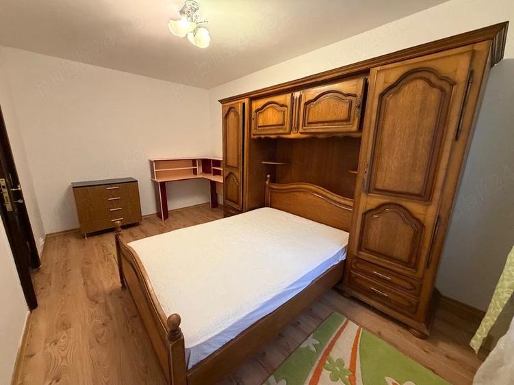 Apartament cu 2 camere semidecomandat în Podu Roș