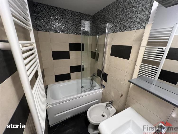 Apartament cu 3 camere, mobilat în Central