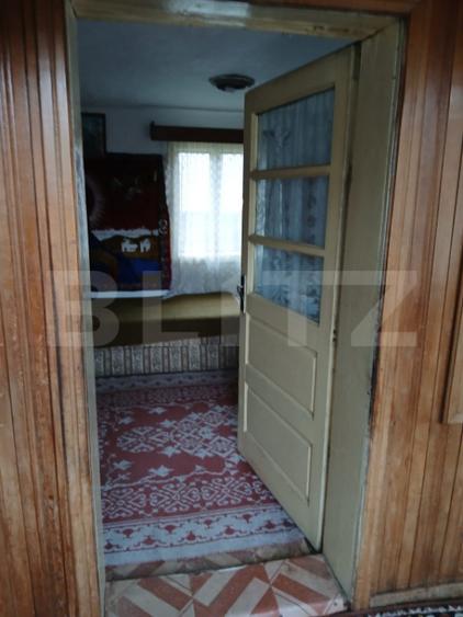 Casă cu 5 camere cu Teren 2584 Mp în Plutonița