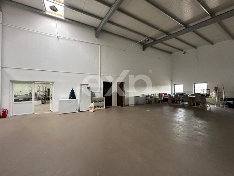 Spațiu industrial, de 717 mp, în Solovăstru