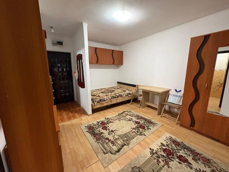 Garsonieră semidecomandată în Alexandru Obregia