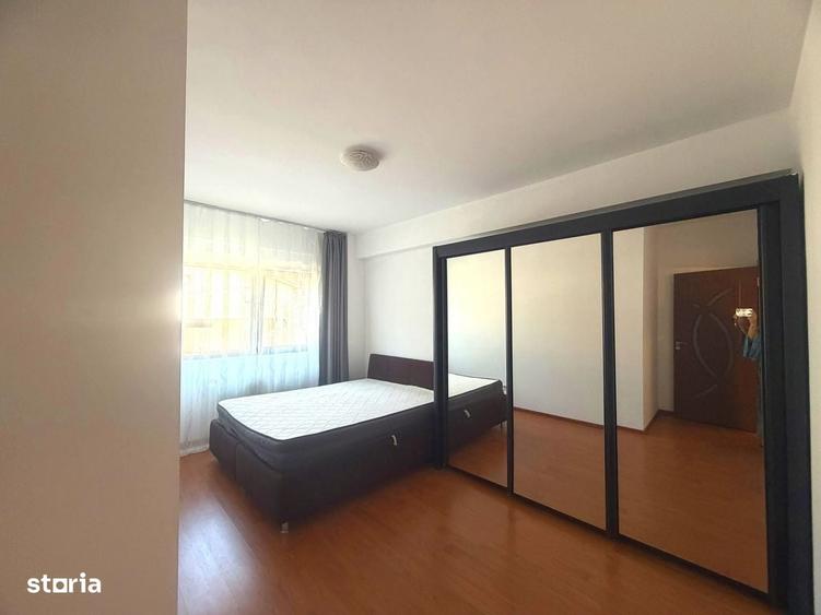 Apartament cu 3 camere în Sisești