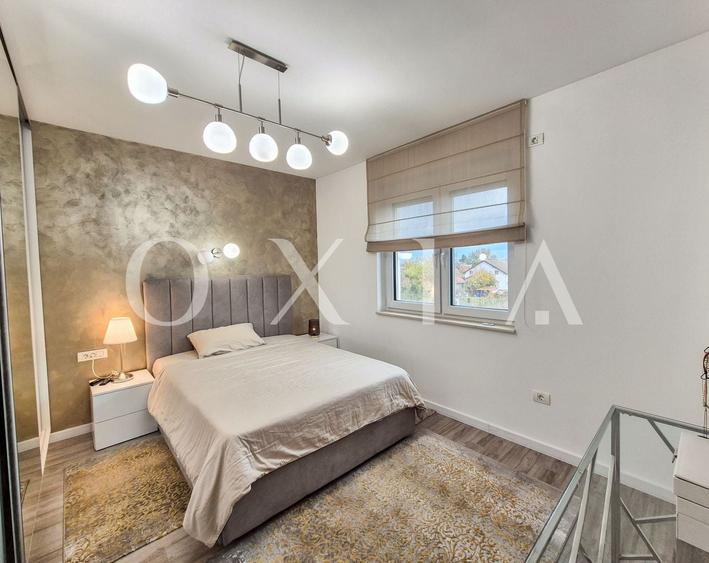Apartament cu 4 camere semidecomandat, mobilat în Chișoda