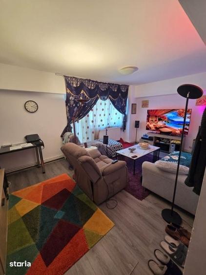 Apartament cu 3 camere decomandat în Unirii