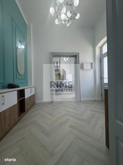 Casă cu 4 camere în Ultracentral