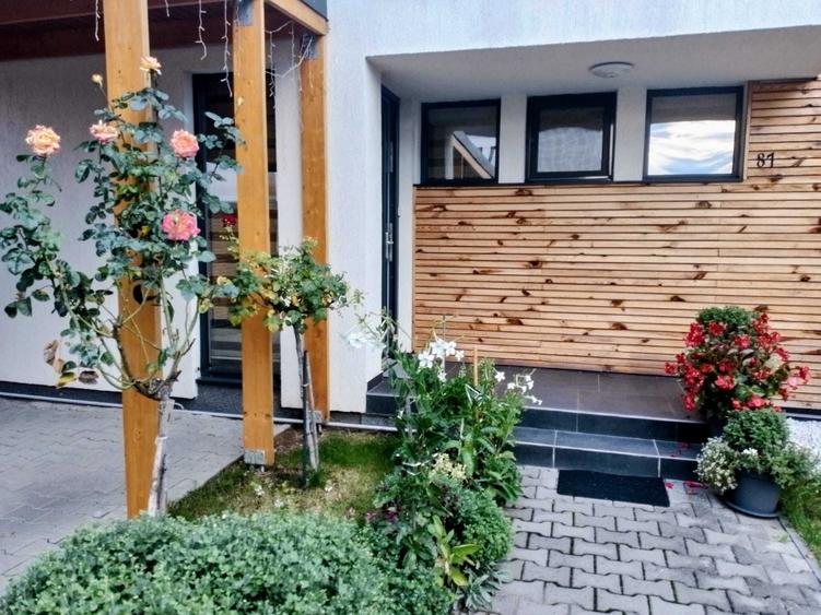 Casă cu 4 camere cu Teren 140 Mp în Unirii