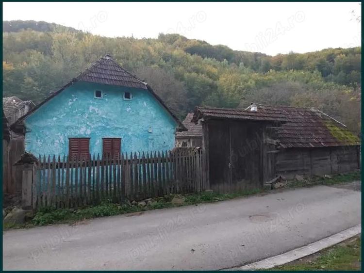 Casa traditionala+teren 640 mp de vanzare la munte, in localitatea Tarcaita, langa Beius - 10