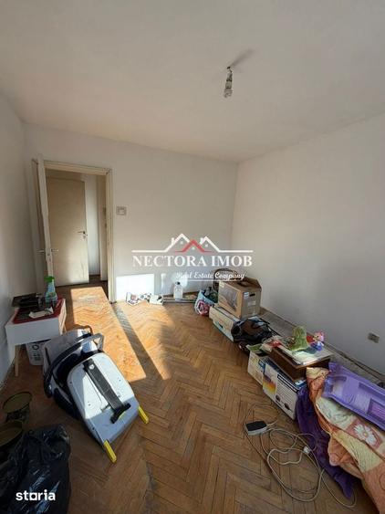 Apartament cu 2 camere semidecomandat în Rogerius