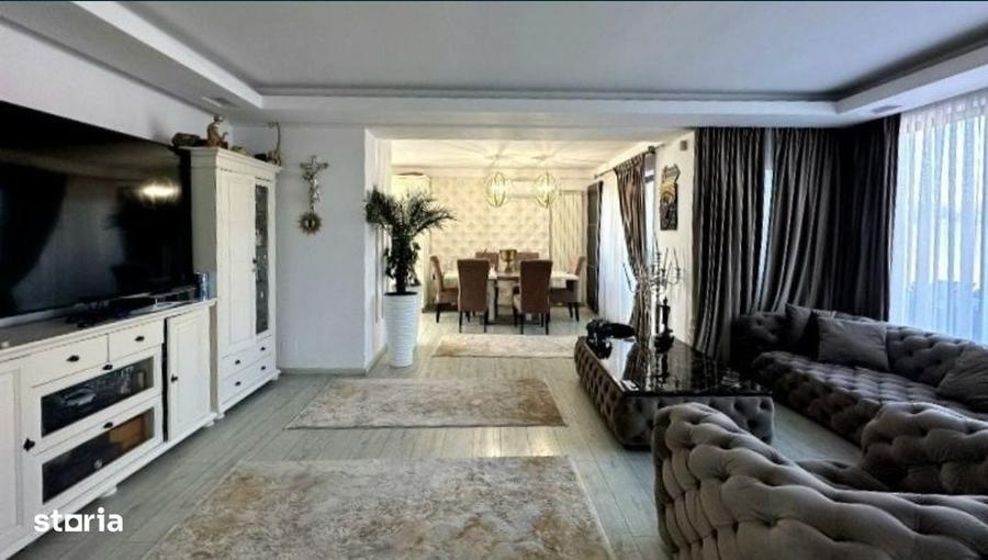 Casă cu 4 camere cu Teren 1000 Mp în Bâlta