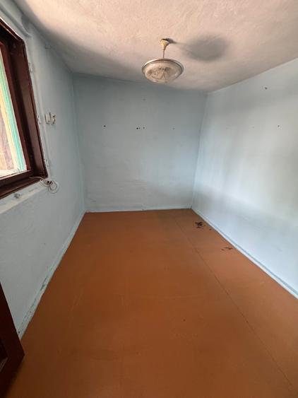 Casă individuală cu 4 camere cu Teren 155 Mp în Rahova