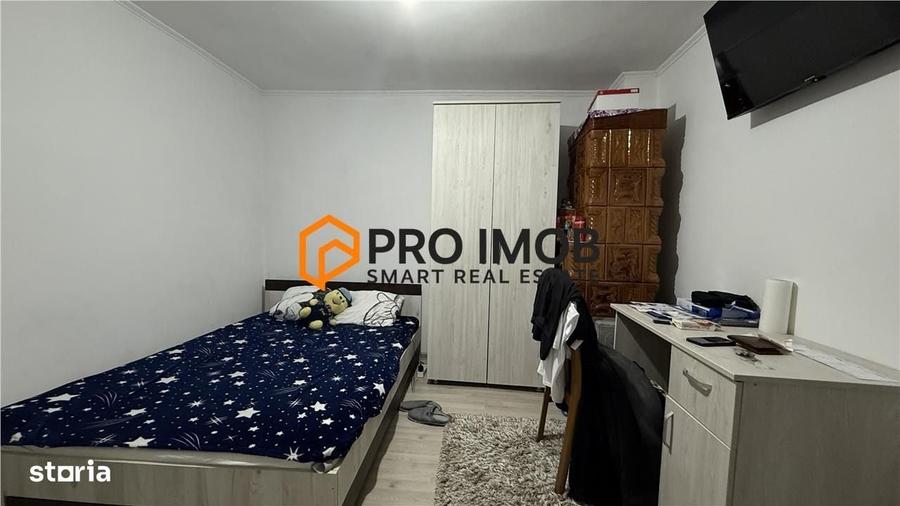 Casă cu 4 camere decomandat în Căpățânești