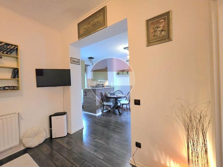 Casă individuală cu 2 camere cu Teren 90 Mp în Central