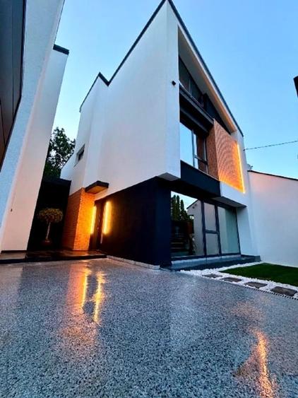 Duplex cu 4 camere cu Canalizare în Mănăștur