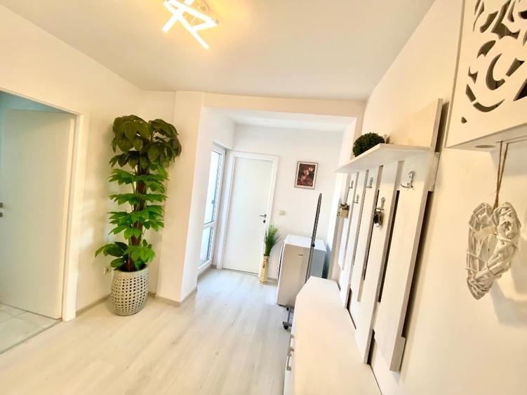 Apartament cu 2 camere decomandat în Bucium