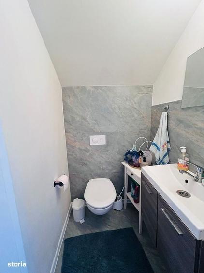 Casă cu 4 camere cu Teren 239 Mp în Tăuți