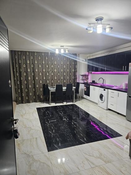 Apartament cu 2 camere semidecomandat, mobilat în Florești — fotografia 1