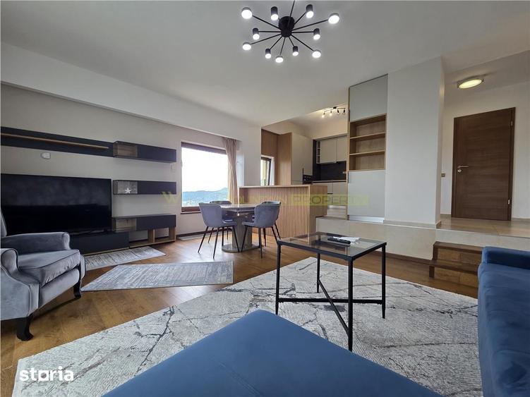 Apartament cu 3 camere, mobilat în Schei