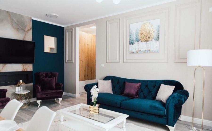 Apartament cu 2 camere decomandat, mobilat în P-ța Alba Iulia