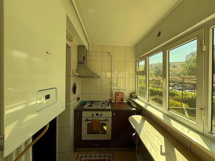 Apartament cu 3 camere decomandat în Inel II