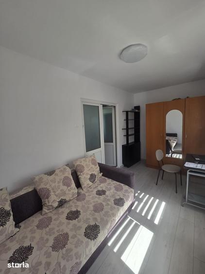 Apartament cu 2 camere de vanzare - Podu Ros / Cantemir - 9