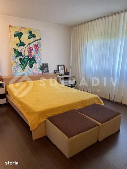 Apartament cu 4 camere în Plopilor