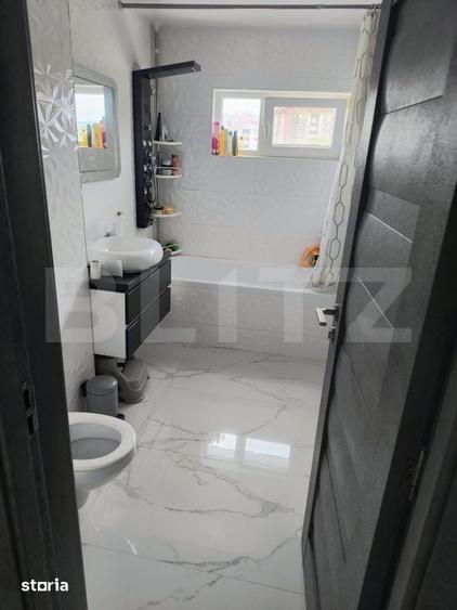 Apartament cu 3 camere decomandat în Central