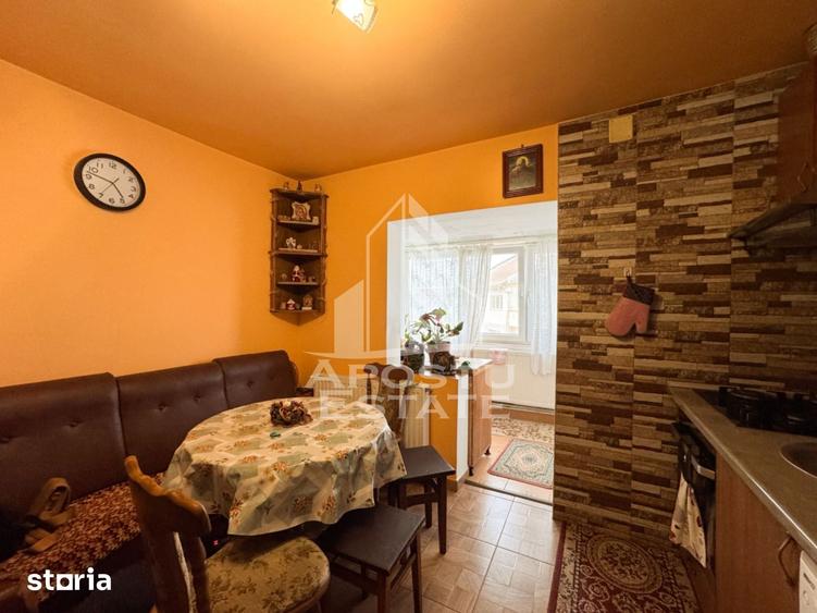 Apartament cu 2 camere decomandat în Freidorf