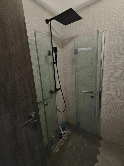 Apartament cu 3 camere decomandat în Crângași