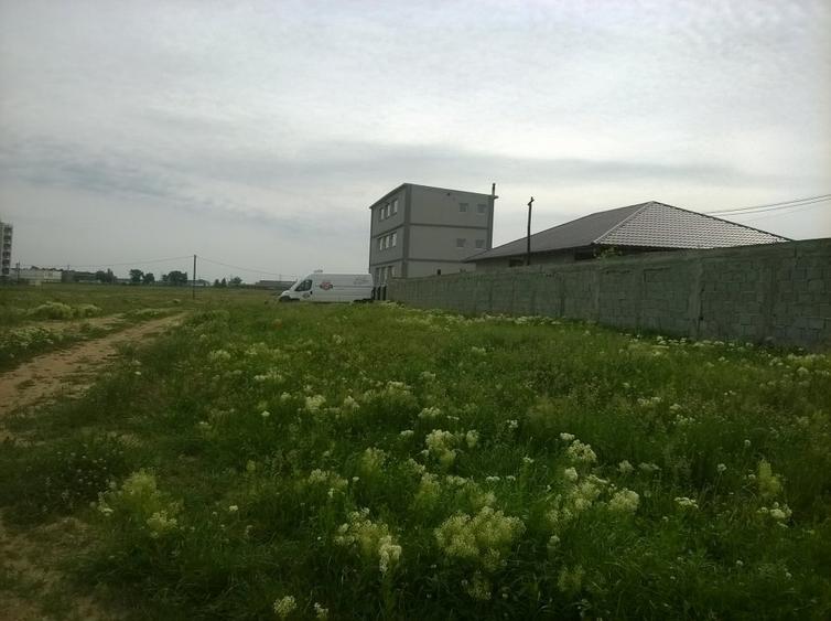 Teren intravilan de 3700 mp, în Theodor Pallady