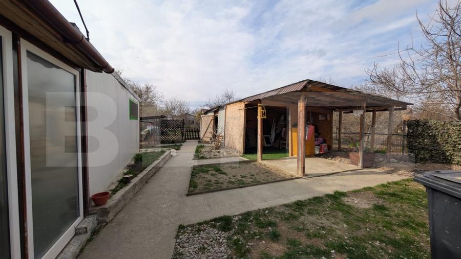 Casă individuală cu 4 camere cu Canalizare în Exterior Est