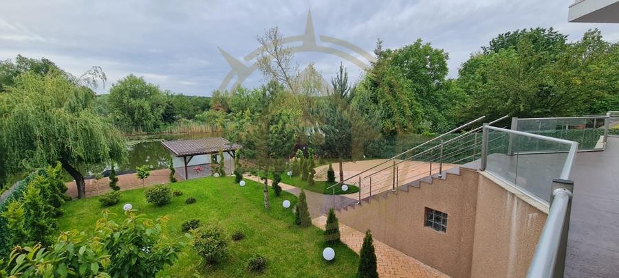 Casă cu 6 camere cu Teren 650 Mp în Snagov