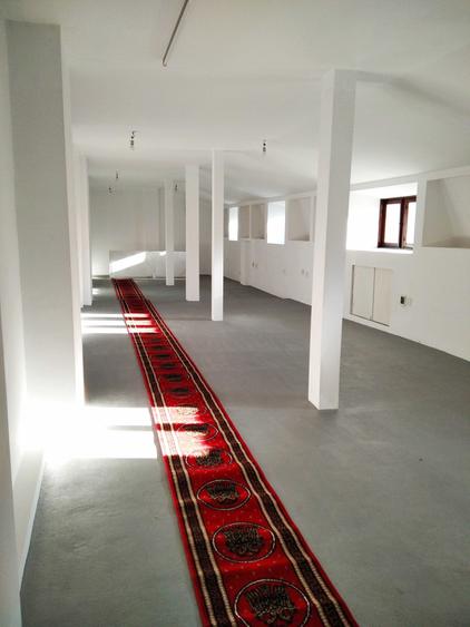 Casă cu 4 camere cu Teren 330 Mp în Independenței