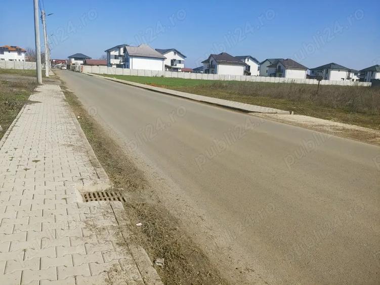 Teren de 567 mp, în Dragomirești-Deal